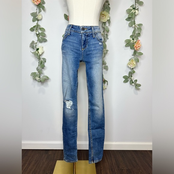 Alice and Olivia Ripped Skinny Jeans - Picture 2 of 6